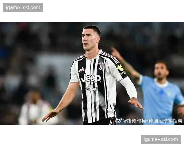 弗拉霍维奇逼宫离队，尤文前锋一心加盟巴萨接班莱万多夫斯基