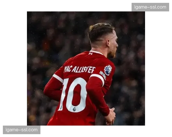 即时：麦卡利斯特直接任意球破门，帮助利物浦客场取得领先